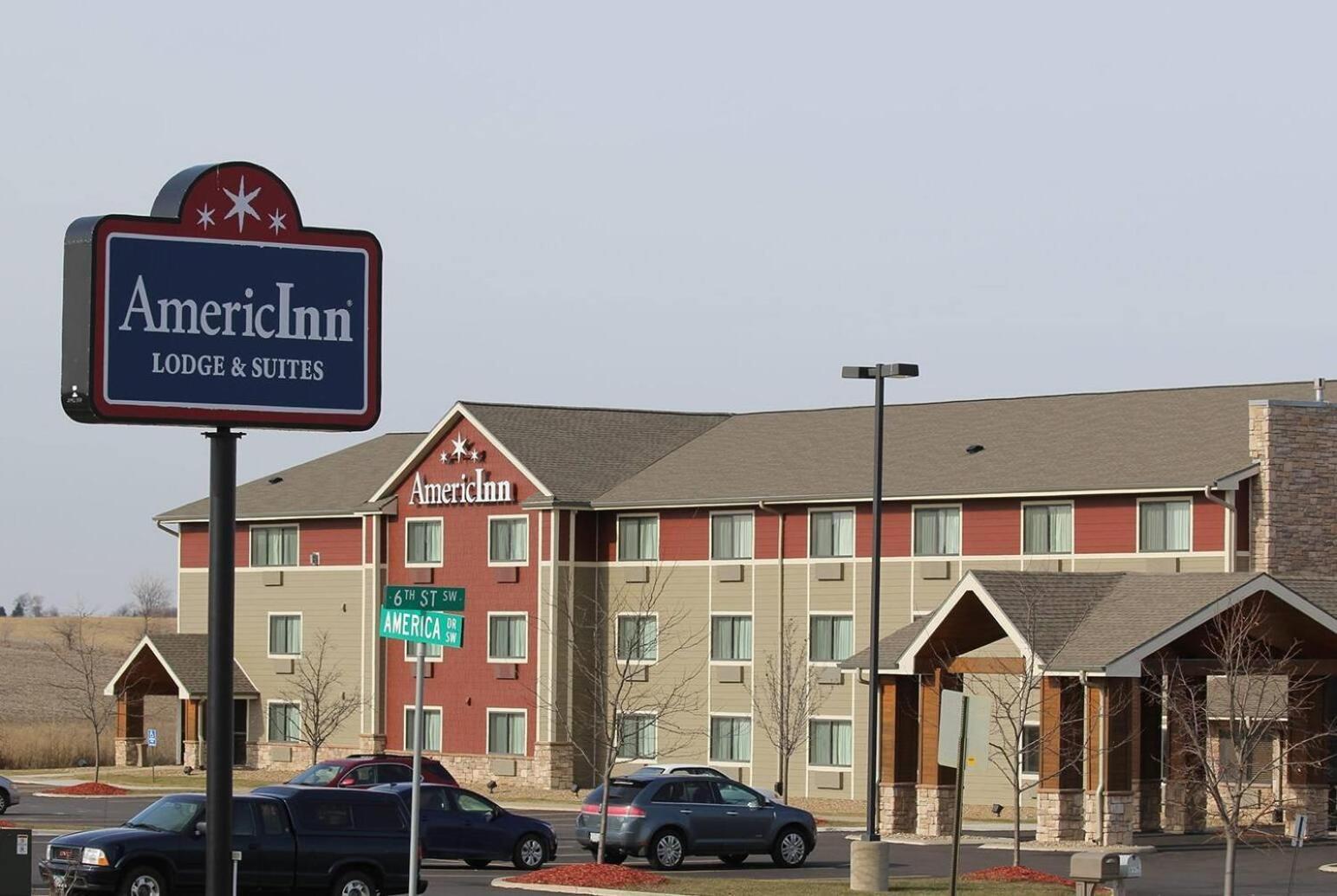 Americinn By Wyndham Cedar Rapids Airport Exterior foto